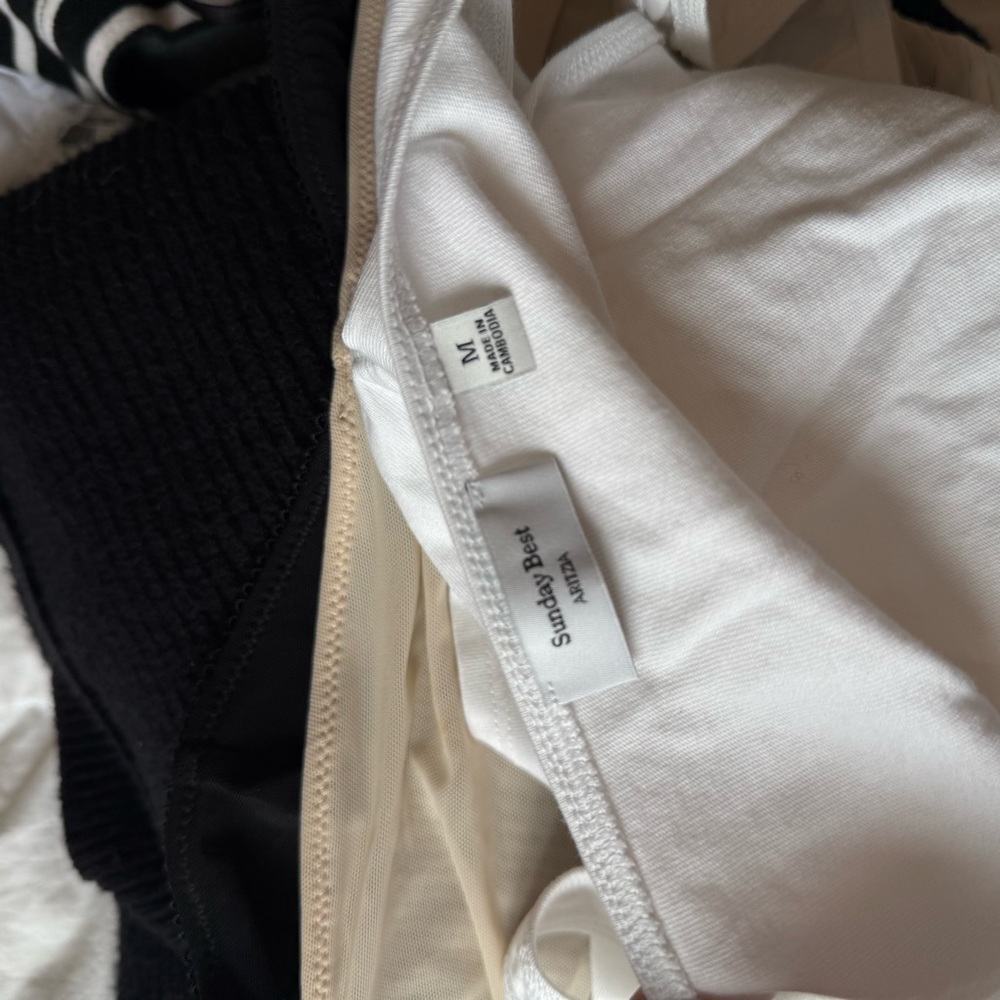 Aritzia White Tie-Front Blouse - Picture 4 of 4